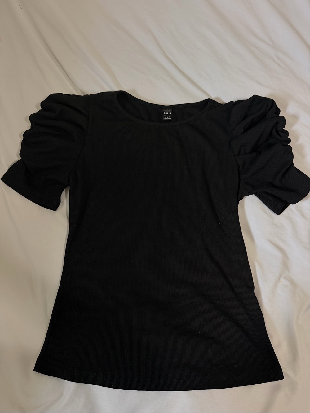 SHEIN Black Ribbed Puff Sleeve Short Sleeve Top